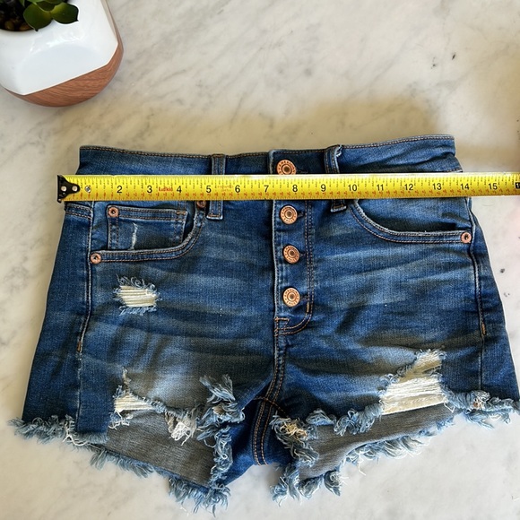 American Eagle High Waist Shorts - Picture 4 of 9